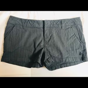Volcom shorts size 5